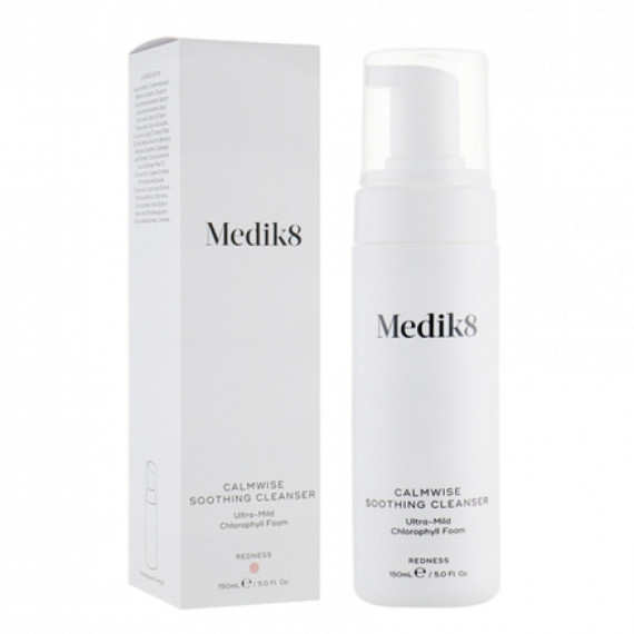 Medik8 Сalmwise Soothing Cleanser очищуюча пінка для чутливої шкіри 150 мл.